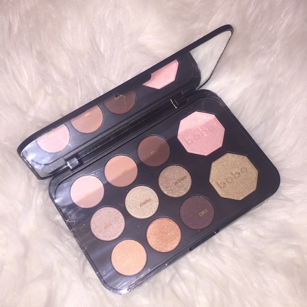๐๐ผBebe eyeshadow and highlight palette๐๐ผ - Picture 3 of 5